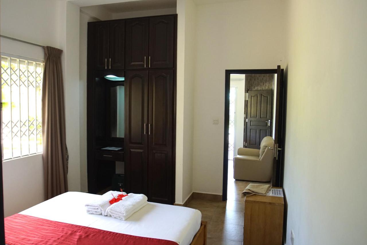 Baie Lazare  Zeph Self Catering 아파트 외부 사진
