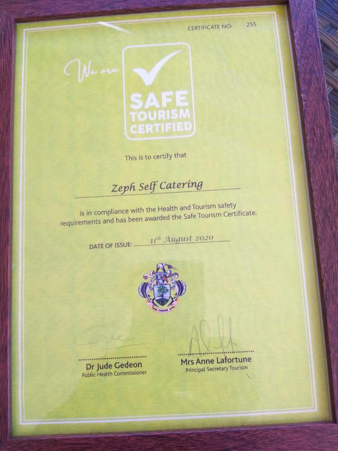 Baie Lazare  Zeph Self Catering 아파트 외부 사진
