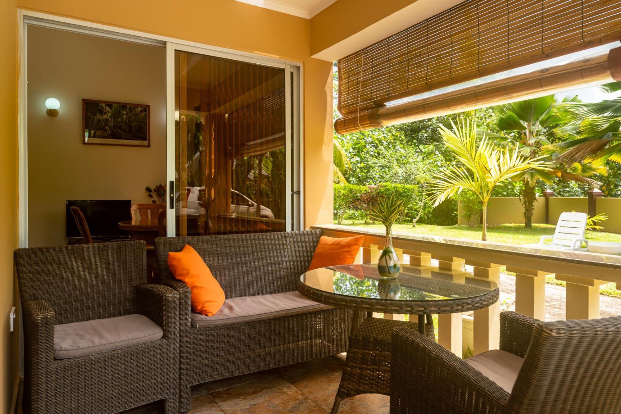 Baie Lazare  Zeph Self Catering 아파트 외부 사진