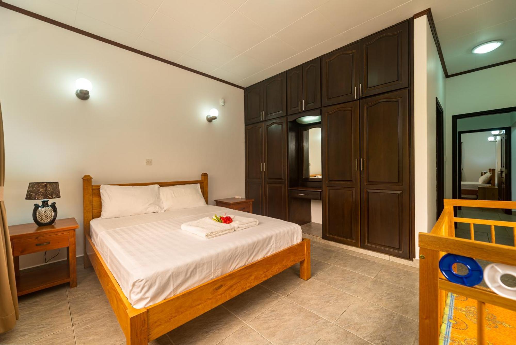 Baie Lazare  Zeph Self Catering 아파트 외부 사진